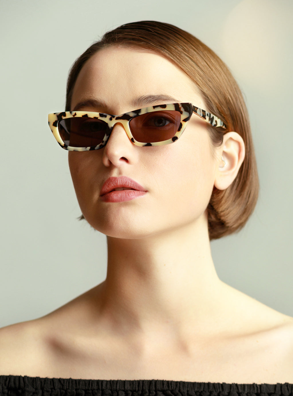 Ra Creme Tortoise With Black Lenses
